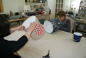 Group modern lampshade making (3)
